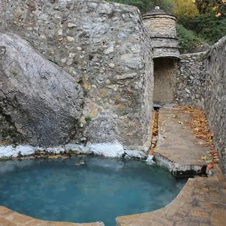 Beautiful House In Periana, Ideal For Hikers Hostel