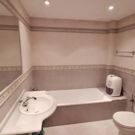 Beautiful House In Periana, Ideal For Hikers